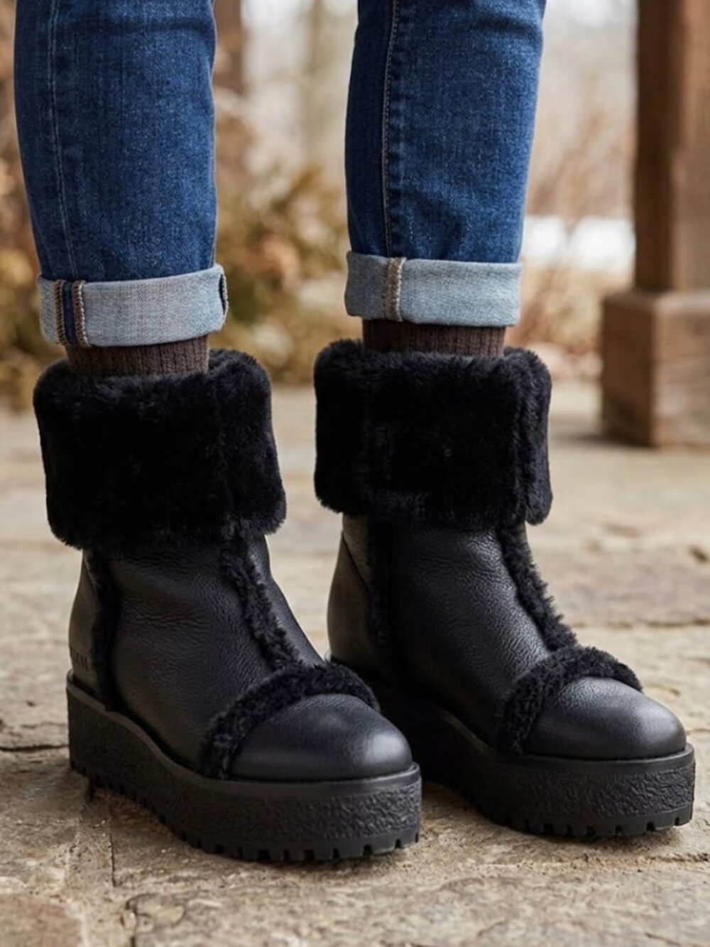 NEW $179 dkny sancia boot Faux Fur Lined Platform 9